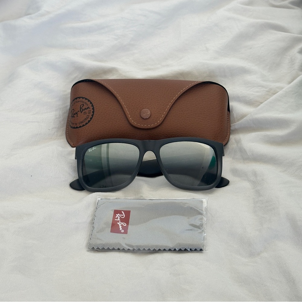 Ray-Ban Justin Sunglasses